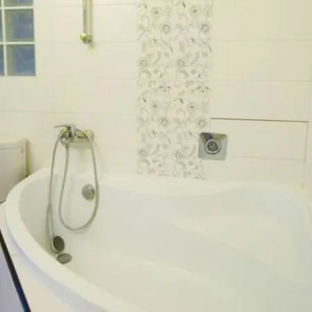 Radnoti Art Studio Apartment